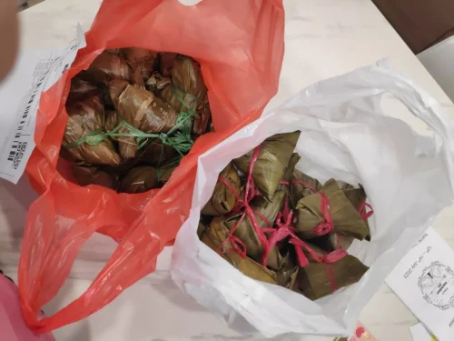 13 Pcs Traditional Nyonya Rice Dumpling, Handmade Fresh Bak Zhang 手工新鲜娘惹粽子 photo review